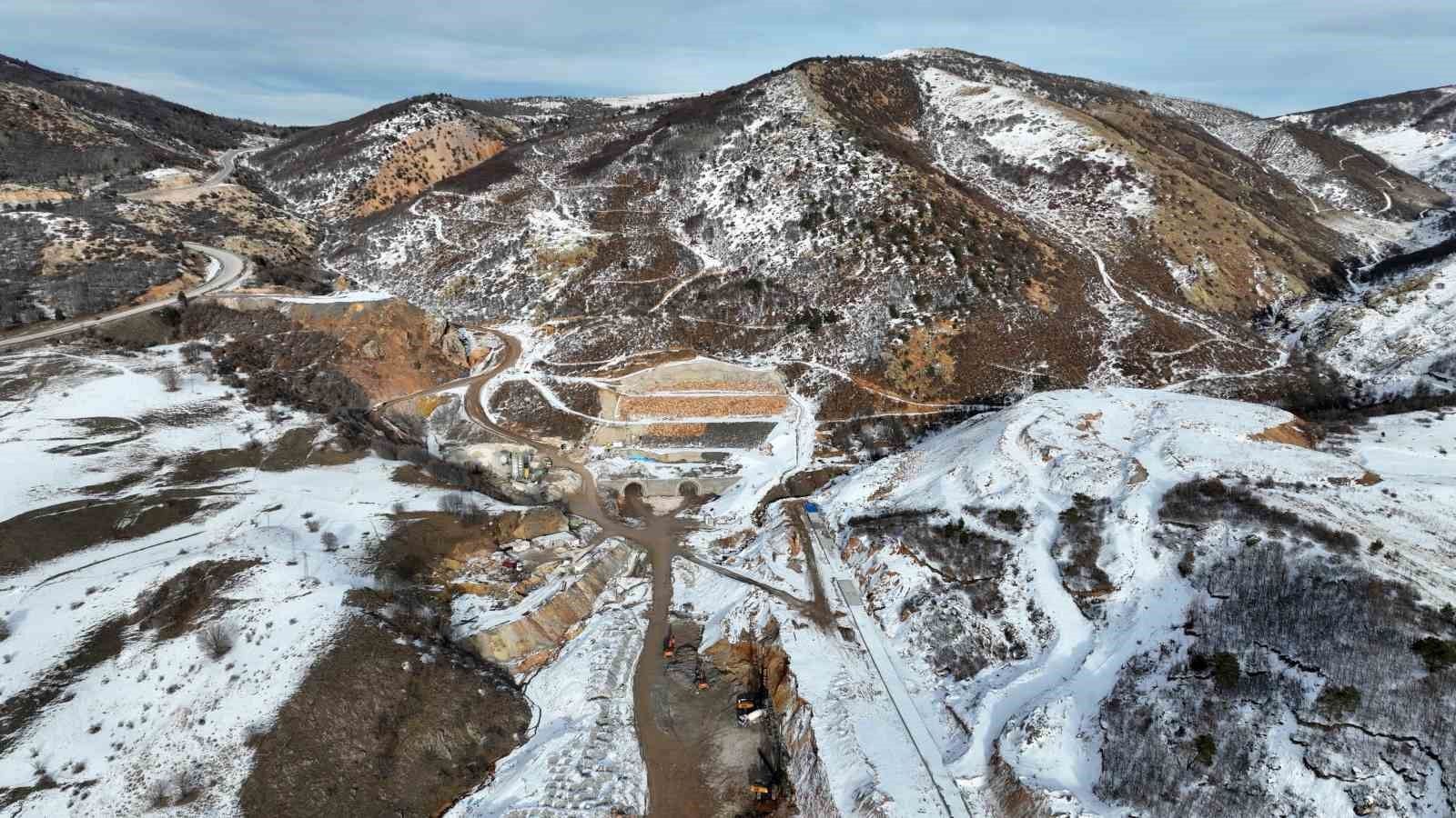 Sivas’ta Geminbeli Tüneli 4 Eylül’de ulaşıma açılamadı