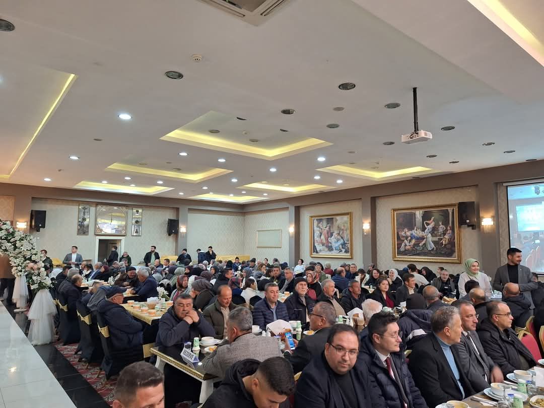 AK Parti Nallıhan İlçe Başkanlığı "Vefa İftar Yemeği" gerçekleşti - Birlik Haber Ajansı