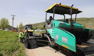 Sivas'ta Köy Yollarının Standardı 2025’te 32 Kilometre Sıcak Asfaltla Yükseliyor