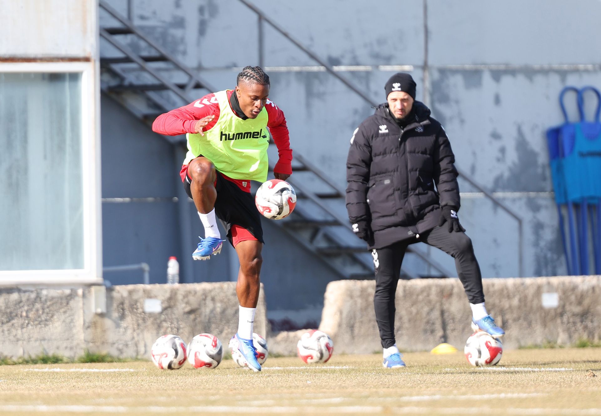 Özbelsan Sivasspor’da Sarıyer Mesaisi: Yiğidolar Deplasman Öncesi Tempoyu Yükseltti