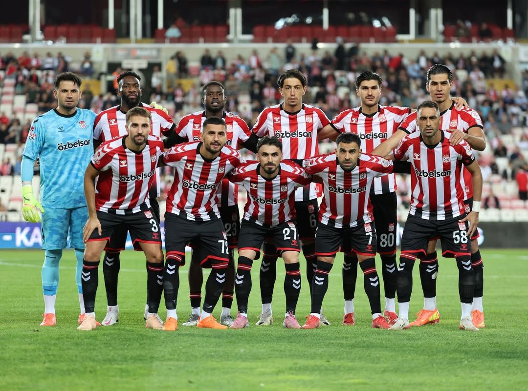 Sivasspor, SMS Grup Sarıyerspor ile Golsüz Berabere Kaldı