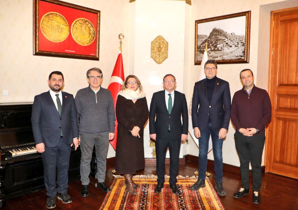 CHP heyetinden Kars Valisi Ziya Polat'a ziyaret - Birlik Haber Ajansı