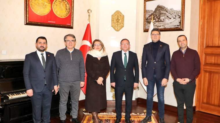 CHP heyetinden Kars Valisi Ziya Polat'a ziyaret - Birlik Haber Ajansı