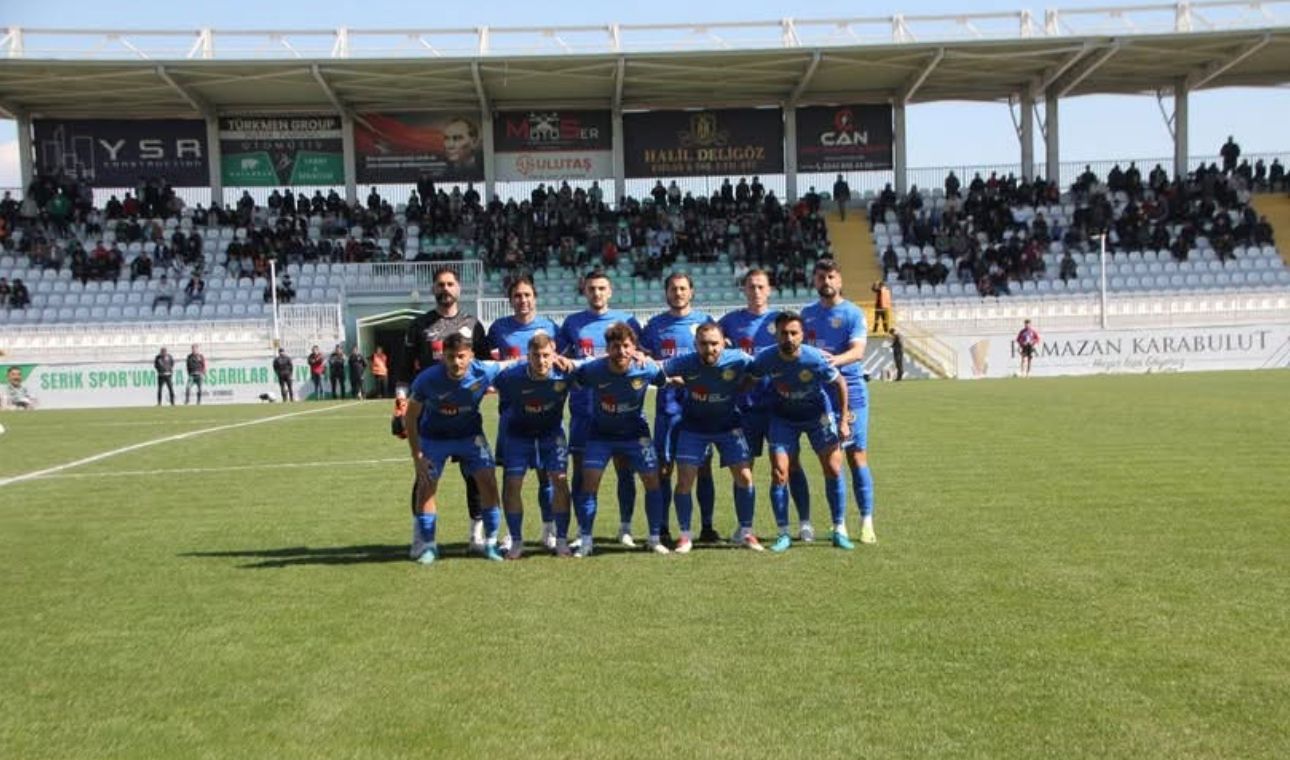 Elazığspor mağlubiyeti Serikspor'u liderlik koltuğundan etti - Birlik Haber Ajansı