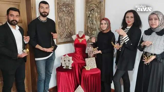 Sivas'ta Divriği Ulu Cami Motifli Takılar