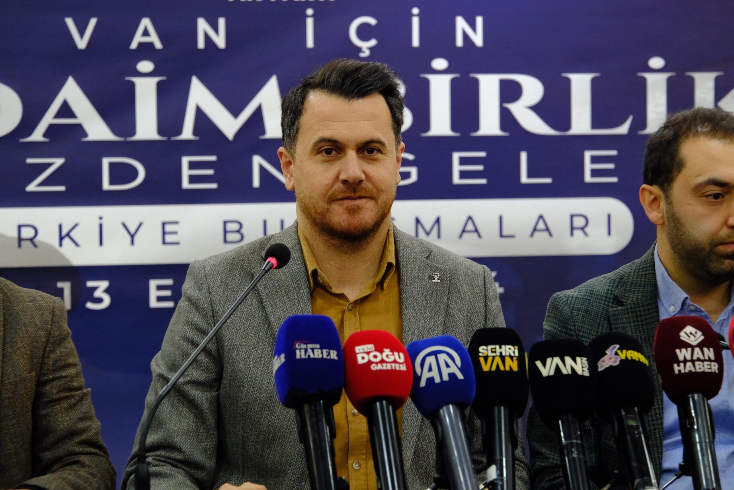 AK Parti Van İl Başkanı Emre Güray, vatandaşları kongreye davet etti! - Birlik Haber Ajansı