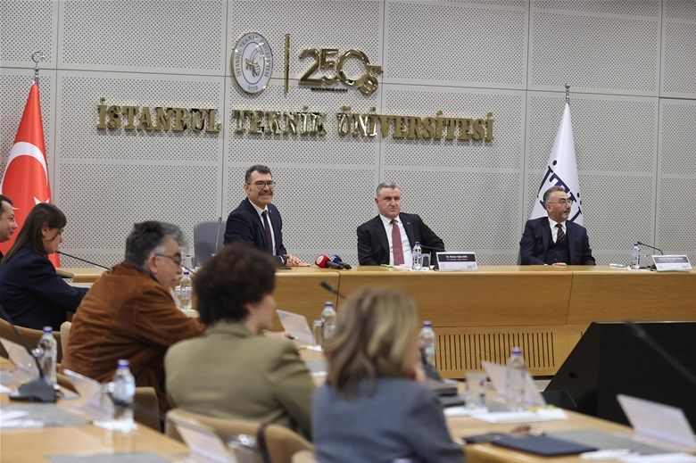 Kamu hizmetlerinde yapay zeka Kullanımı stratejileri konuşuldu - Birlik Haber Ajansı