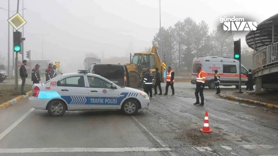 Şarkışla'da Trafik Kazası: 5 Yaralı