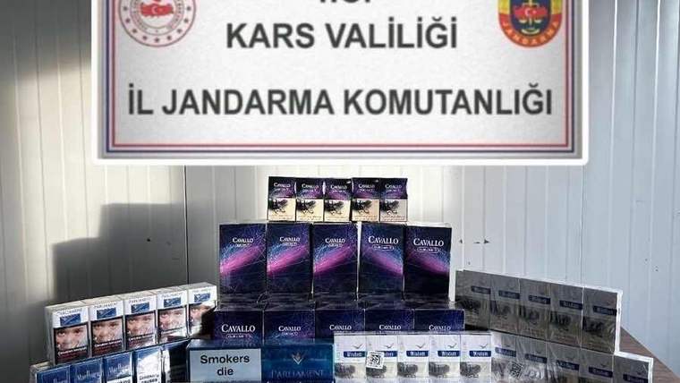 Kars'ta şüpheli araçtan yüzlerce paket kaçak sigara çıktı - Birlik Haber Ajansı