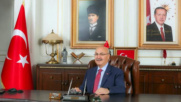 Vali Köşger: "Basın, vatandaşlarımız arasındaki en temel köprüdür" - Birlik Haber Ajansı
