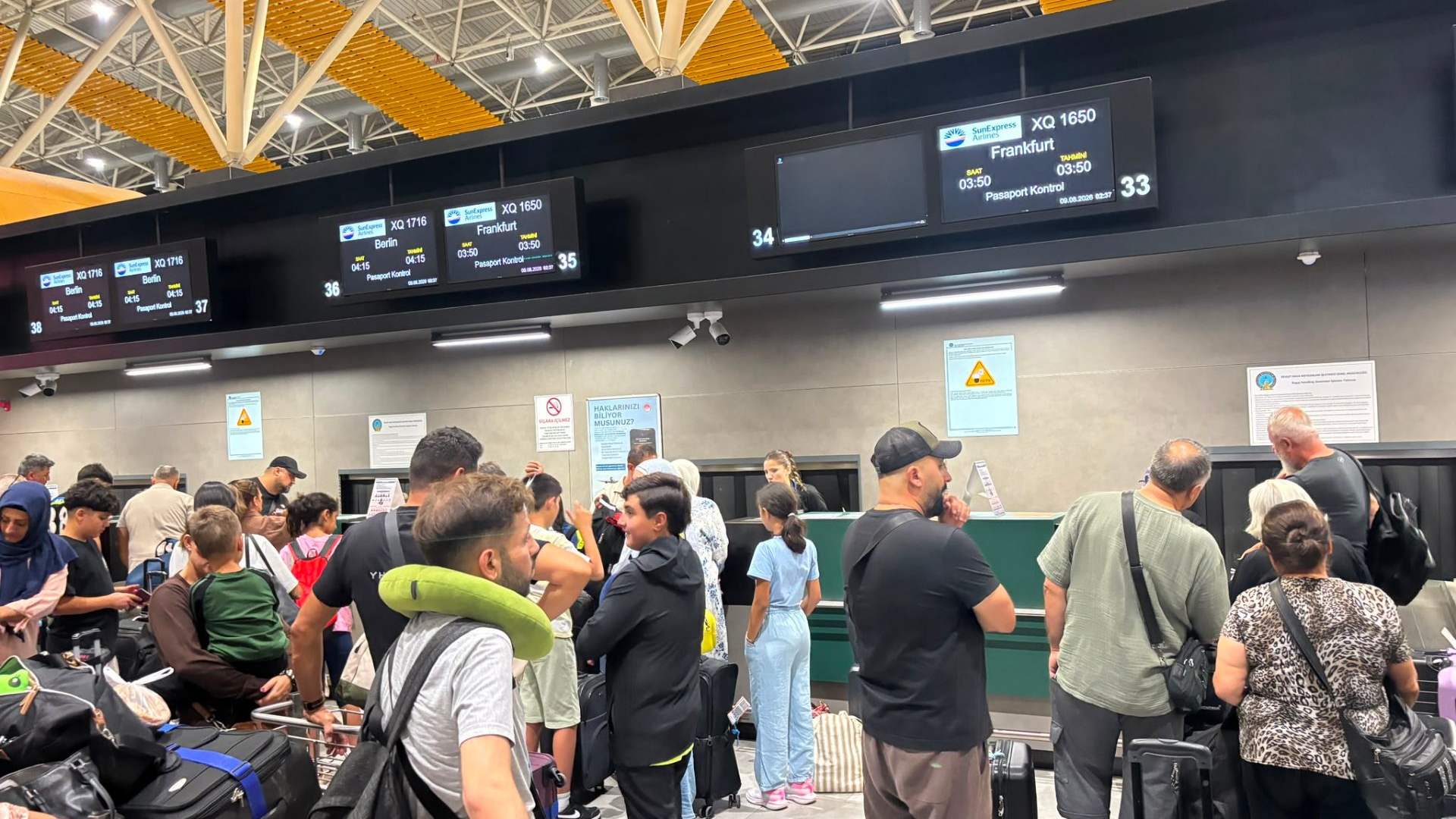 Avrupa yolculuğu havalimanında kabusa döndü!