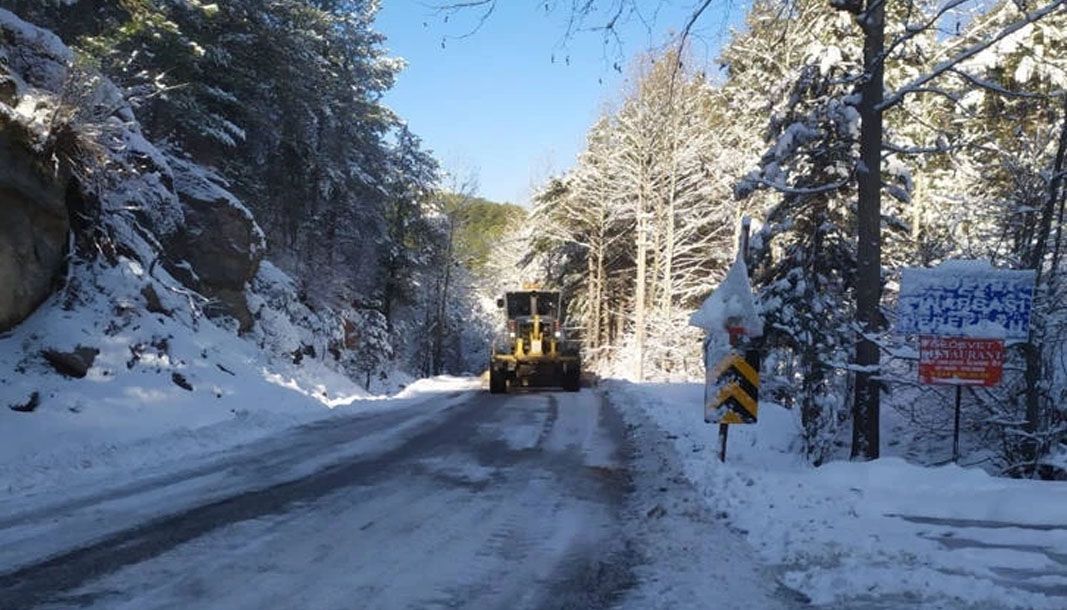 Antalya Toroslar'da karla mücadele tam gaz - Birlik Haber Ajansı