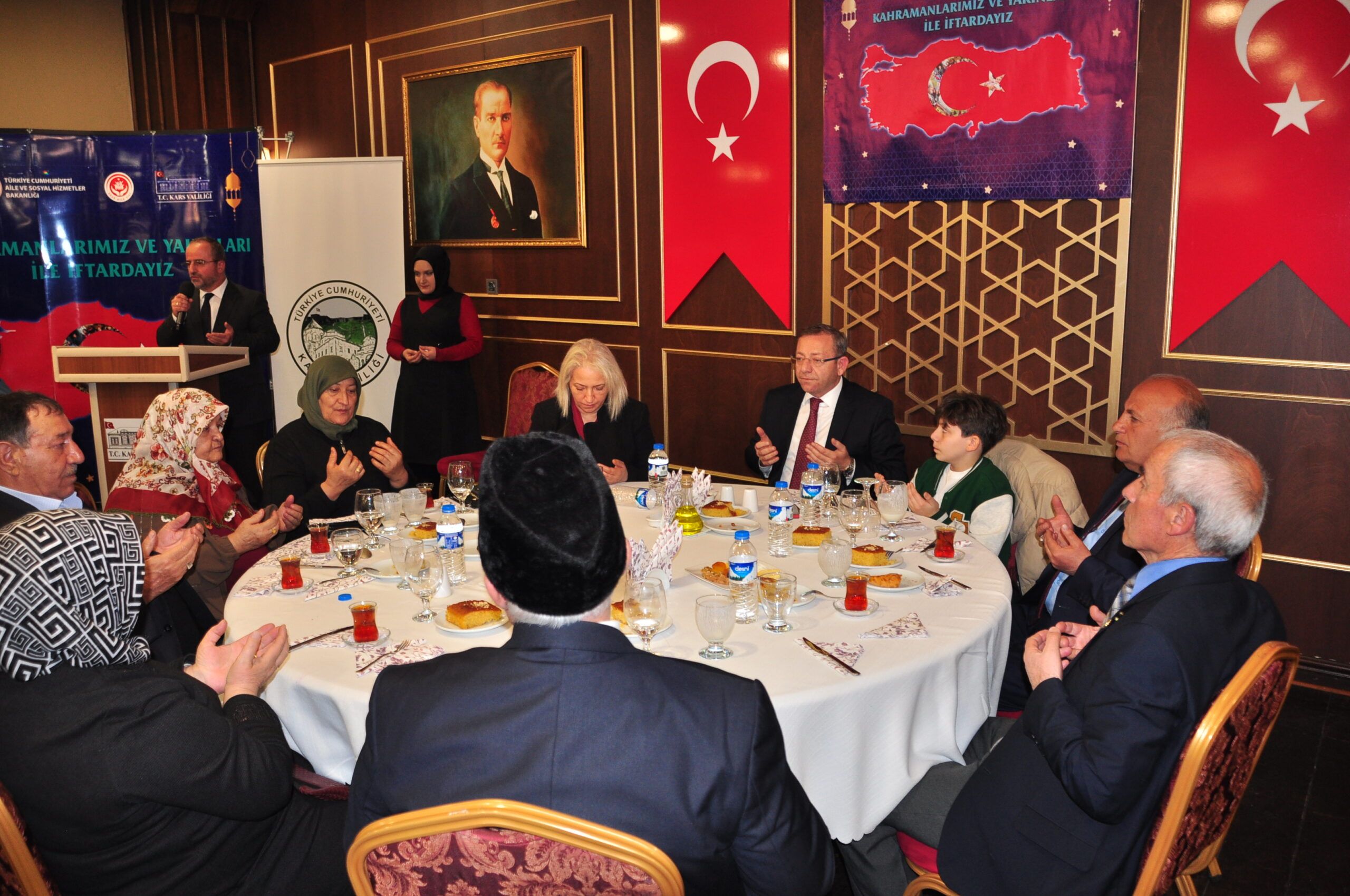Kars'ta şehit ve gazi aileleri onuruna yemek verildi - Birlik Haber Ajansı