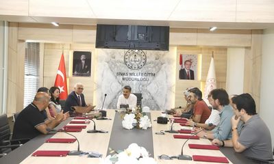 Sivas'ta Öğretmenlik Uygulaması Toplantısı Yapıldı: 2025-2026 Eğitim Yılı Hedefleri Belirlendi