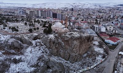 Sivas’ta Ramazan Coşkusu: Yukarı Tekke Camisi ve Abdulvahabi Gazi Türbesine Yoğun Ziyaret
