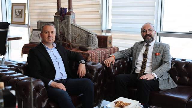 Başkan Uzun, Gündem Sivas ve TİMBİR’i Ziyaret Etti