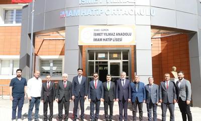 Sivas'ta Eğitim Ziyareti: Gürün İsmet Yılmaz Ortaokulu'nda Öğretmen ve Öğrencilerle Buluşma