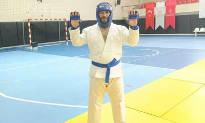 Sivaslı Sporcu Aziz Özdemir Türkiye Şampiyonu Oldu! Hedef Dünya Şampiyonluğu