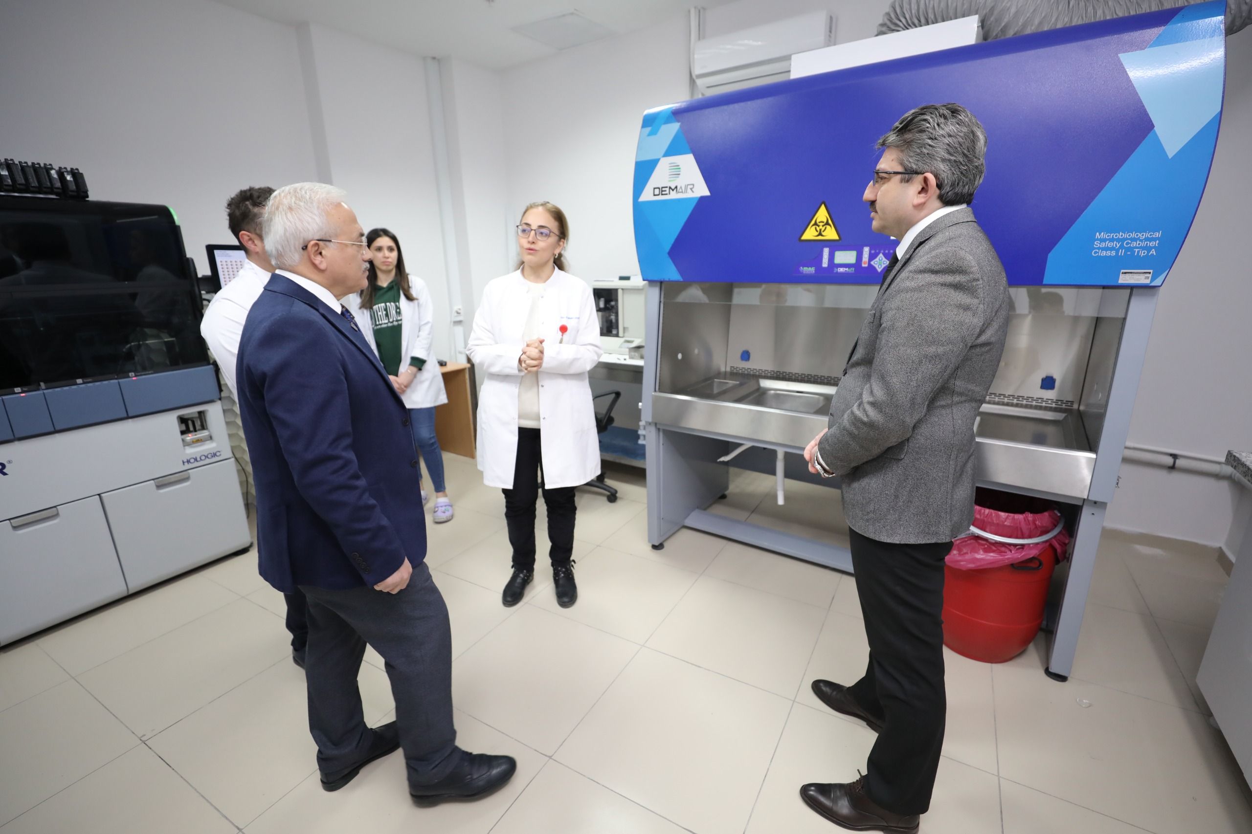 Aksaray Eğitim ve Araştırma Hastanesi patoloji kliniğinin kapasitesi arttırıldı - Birlik Haber Ajansı