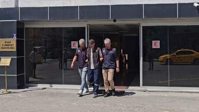SİVAS’IN DA BULUNDUĞU 18 İLDE GÖÇMEN KAÇAKÇILIĞI OPERASYONU