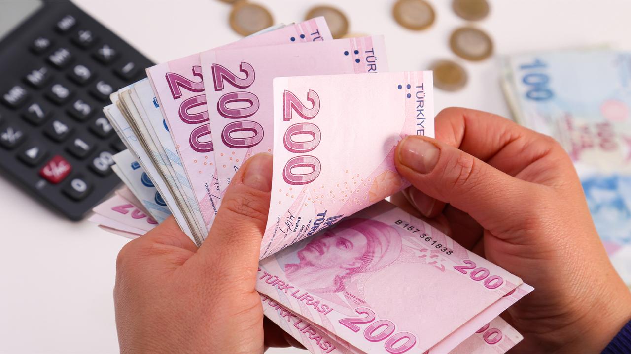 Küresel Hammadde Krizi Büyüyor: Plastik Hammaddede Arz Daralması Otomotivden Gıdaya Her Sektörü Tehdit Ediyor