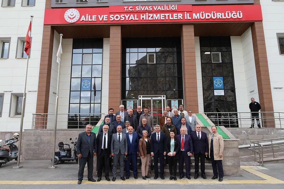Sivas'ta Mahalle Muhtarları ile Aile Yılı İçin Koordinasyon Toplantısı Yapıldı