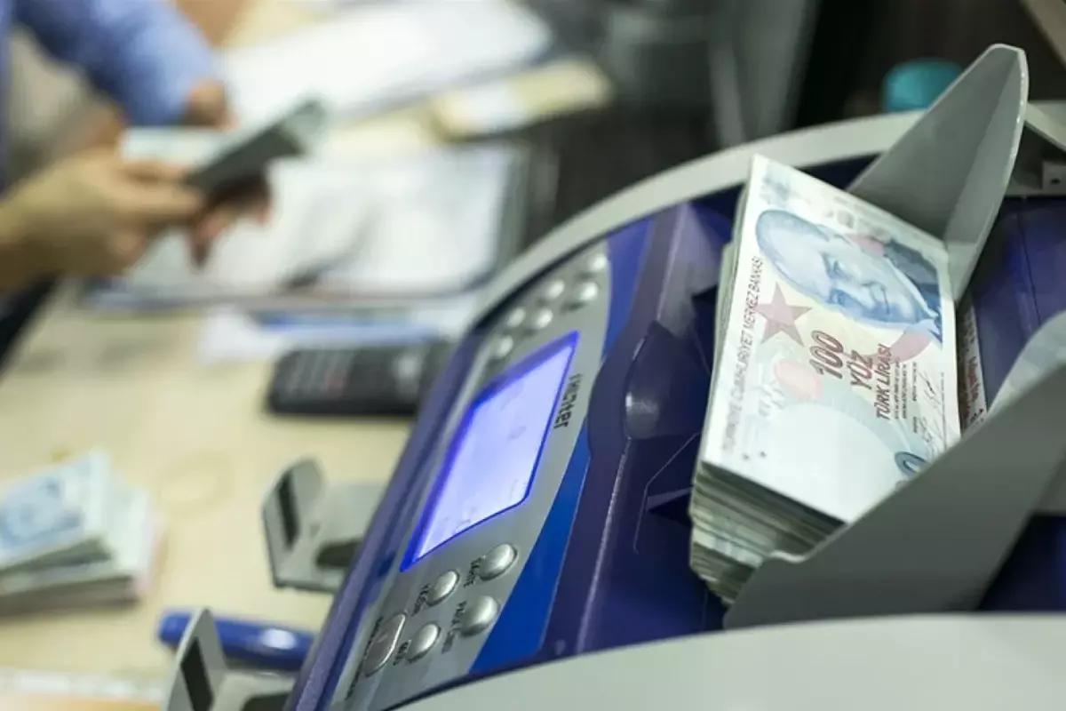 "Haftada 4 gün mesai" için düğmeye basıldı: İlk etapta kamu kurumlarında denenecek