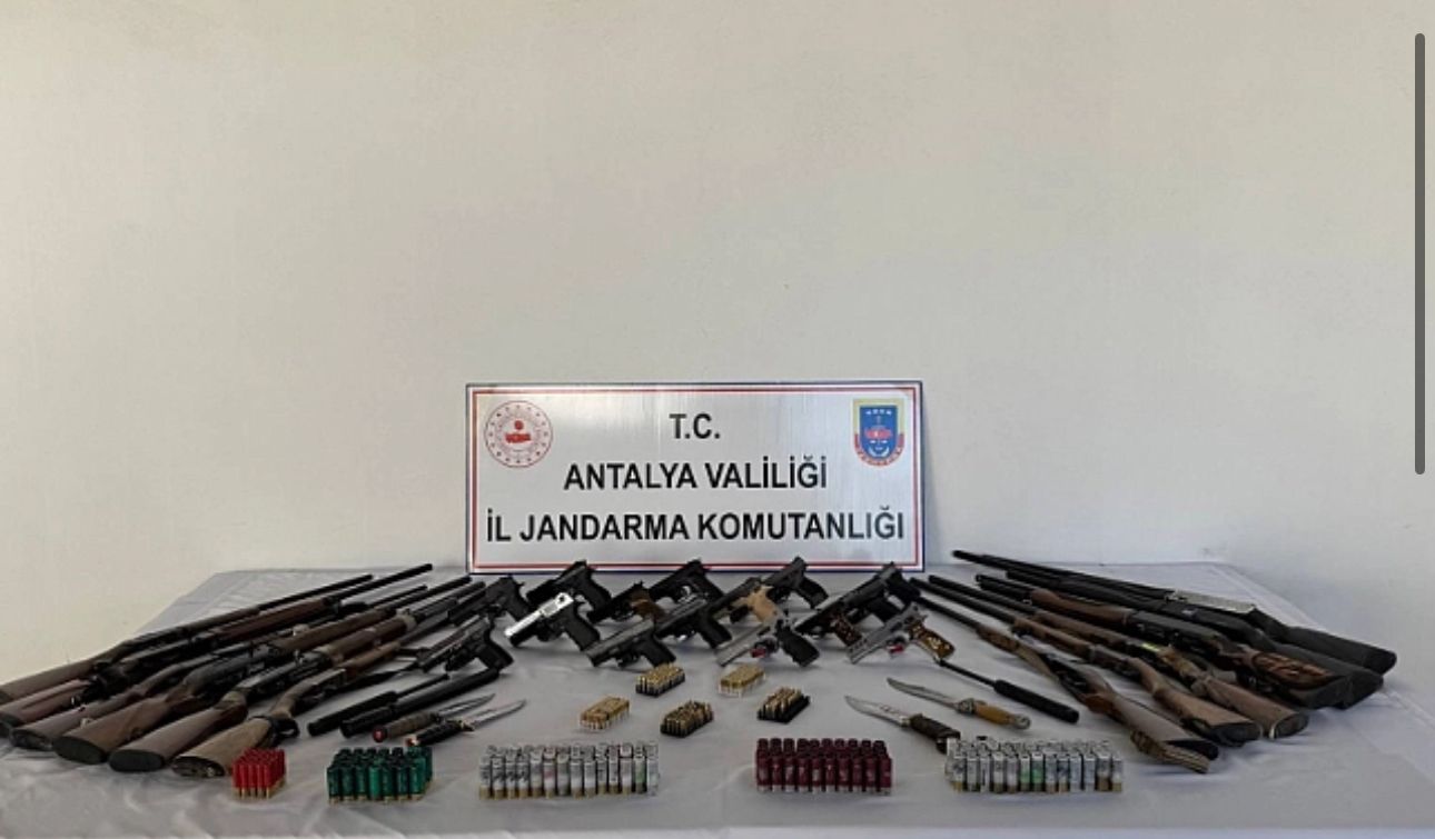 Gazipaşa'da eş zamanlı baskın! 18 kişi gözaltına alındı - Birlik Haber Ajansı