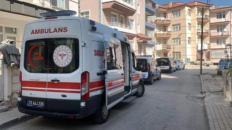 79 Yaşındaki Kadın Evinde Ölü Bulundu