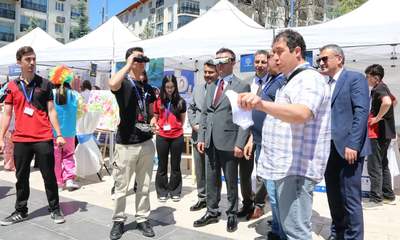 Sivas’ta Mesleki Eğitim Rüzgârı: Öğrencilerin Projeleri ve Üretimleri Büyük İlgi Gördü