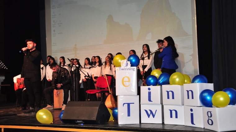 Kars'ta eTiwinning Okul Etiketi Ödül Töreni düzenlendi - Birlik Haber Ajansı