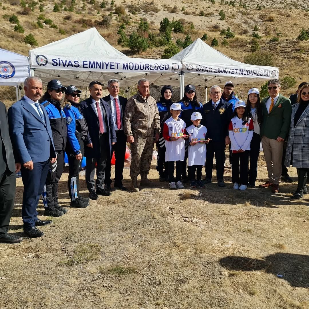 Sivas'ta ÇOGEP Projesi Kapsamında Fidan Dikim Etkinliği Düzenlendi