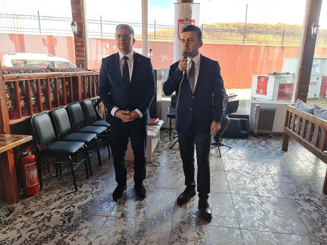 Sivas'ta Huzurevinde Kahvaltı Programı Düzenlendi
