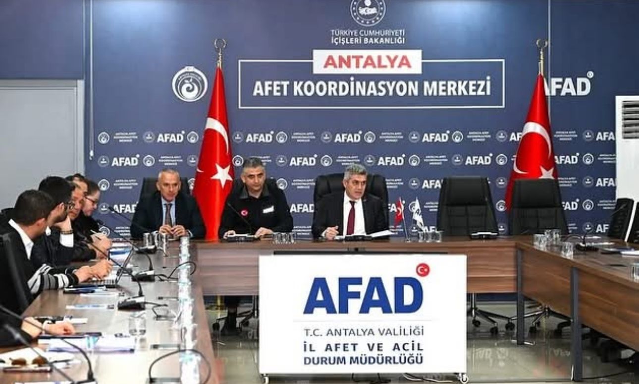 Antalya İl Afet Risk Planı (İRAP) değerlendirme toplantısı gerçekleştirildi - Birlik Haber Ajansı