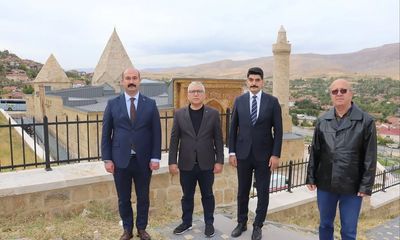 Sivas Valisi Yılmaz Şimşek: UNESCO Mirası Divriği Ulu Camii ve Darüşşifası'nı yerinde inceledi