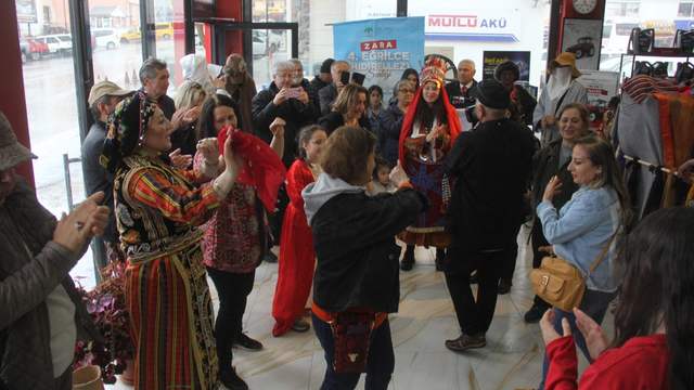 Görenler Şaştı! Sivas'ta Unutulan Saya Gezdirme Geleneği 50 Yıl Sonra Yeniden Canlandırıldı