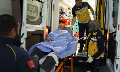 Park Yüzünden Kavga Ettiği Komşusunu Bıçakladı
