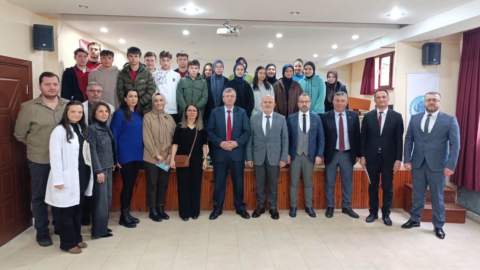 Vakfıkebir Anadolu İmam Hatip Lisesi, Türkiye'yi temsil edecek - Birlik Haber Ajansı