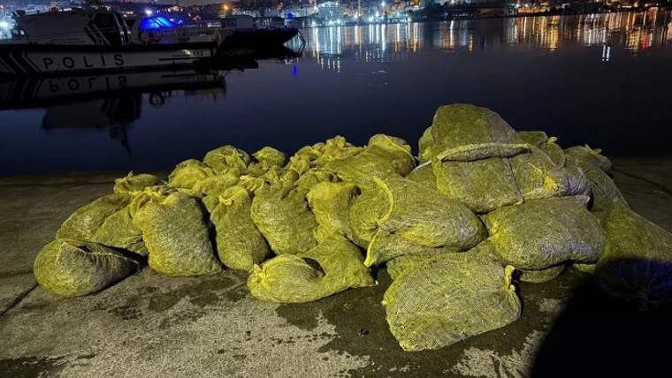 Samsun’da 1 ton kaçak kum midyesi ele geçirildi - Birlik Haber Ajansı