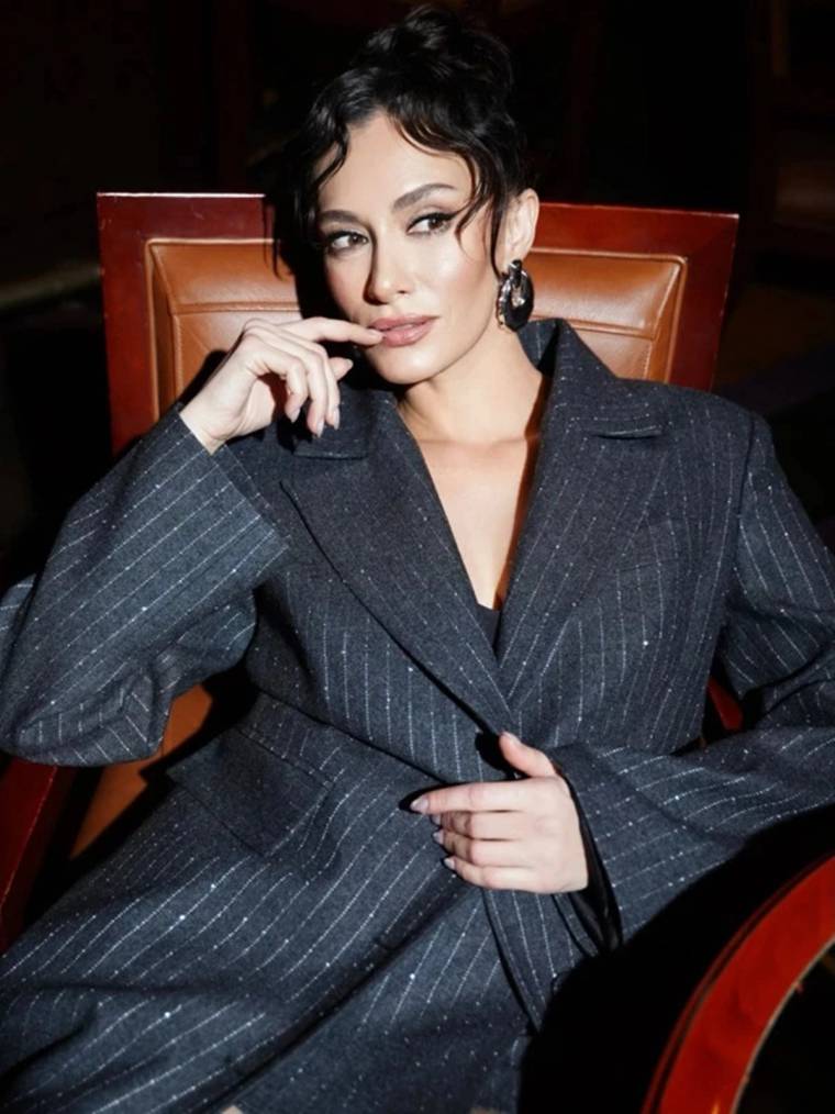 Hande Doğandemir’den Evlilik sinyali! çeyizim hazır