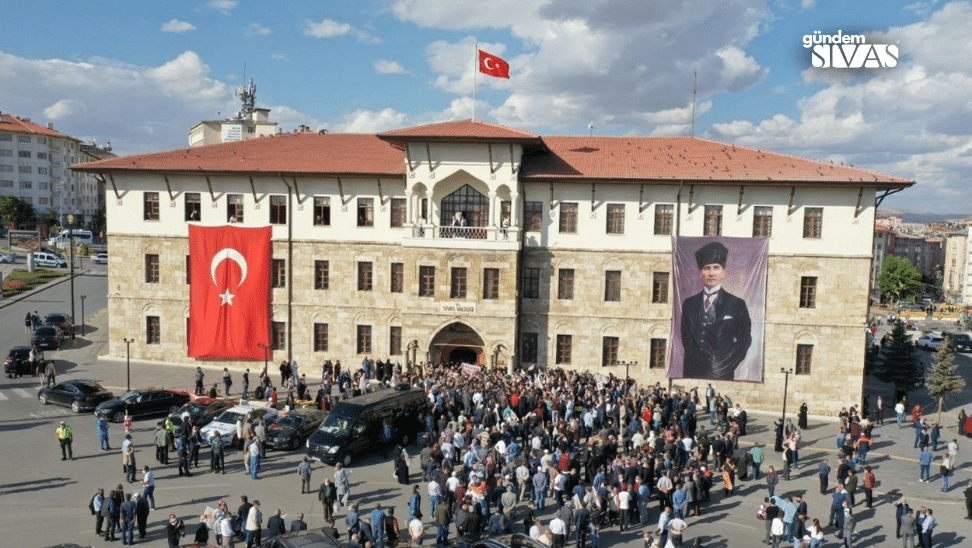 Sivas Valiliği Bir Kez Daha Zirveye Tırmandı