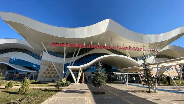 Sivas Nuri Demirağ Havalimanı yeni pistine kavuşuyor