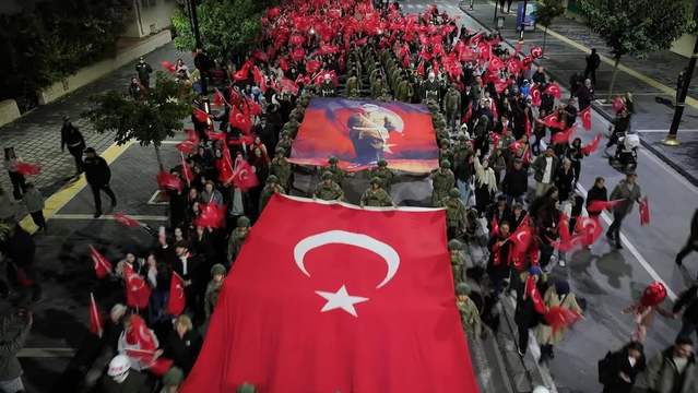 Sivas'ta 29 Ekim Cumhuriyet Bayramı Coşkusu: 102. Yıl Kutlamaları