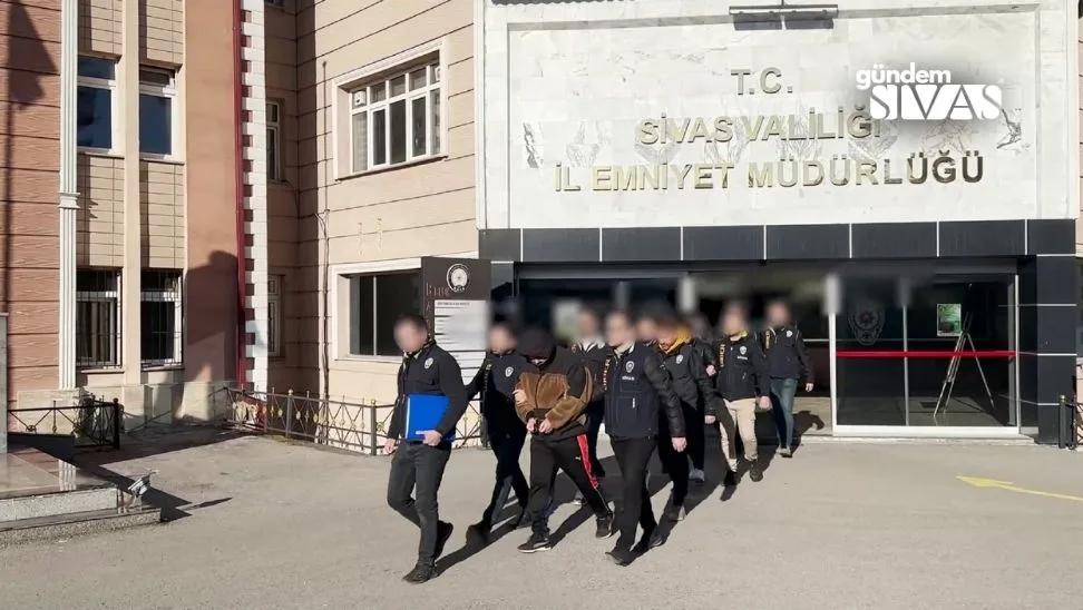 Yatırım Vaadiyle Binlerce Lira Dolandırıldılar!