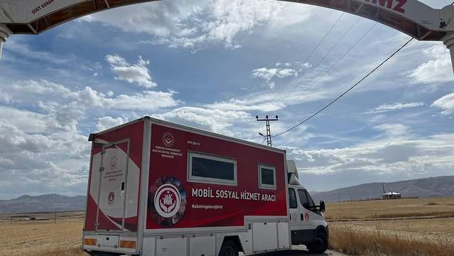 Sivas'ta Mobil Sosyal Hizmet Aracı Hafik ve Köylerinde Hizmet Verdi
