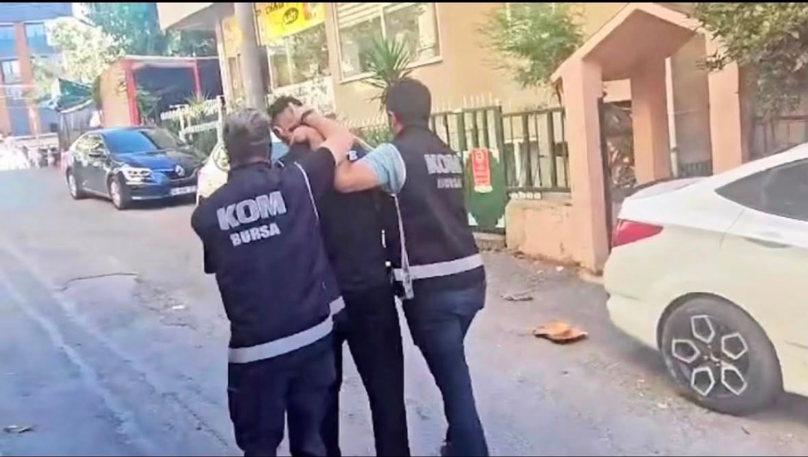 52 İlde Sosyal Medya Operasyonu!