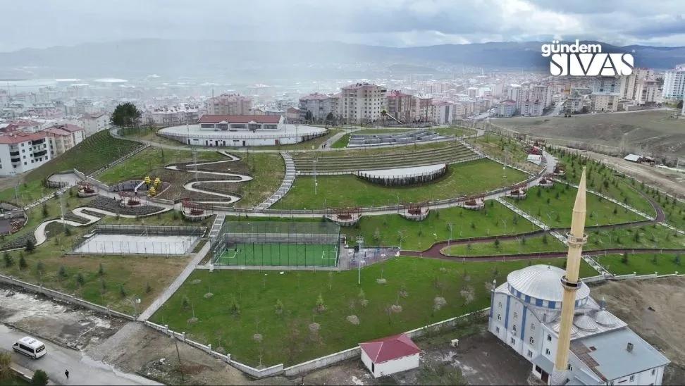 Merakla Bekleniyordu, Hizmete Açıldı
