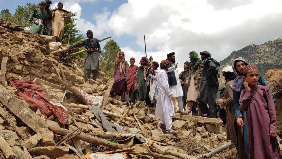 Afganistan’da 6 Büyüklüğünde Deprem: 800’den Fazla Ölü, Binlerce Yaralı