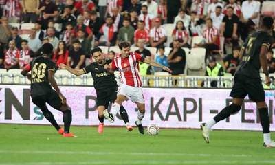 “iki kez öne geçmesine rağmen” Sivasspor galibiyete ulaşamadı