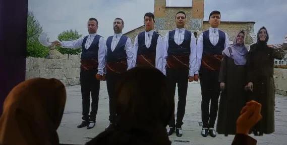 Filmlere Konu Olan Sivas Halayına Turist Akını!